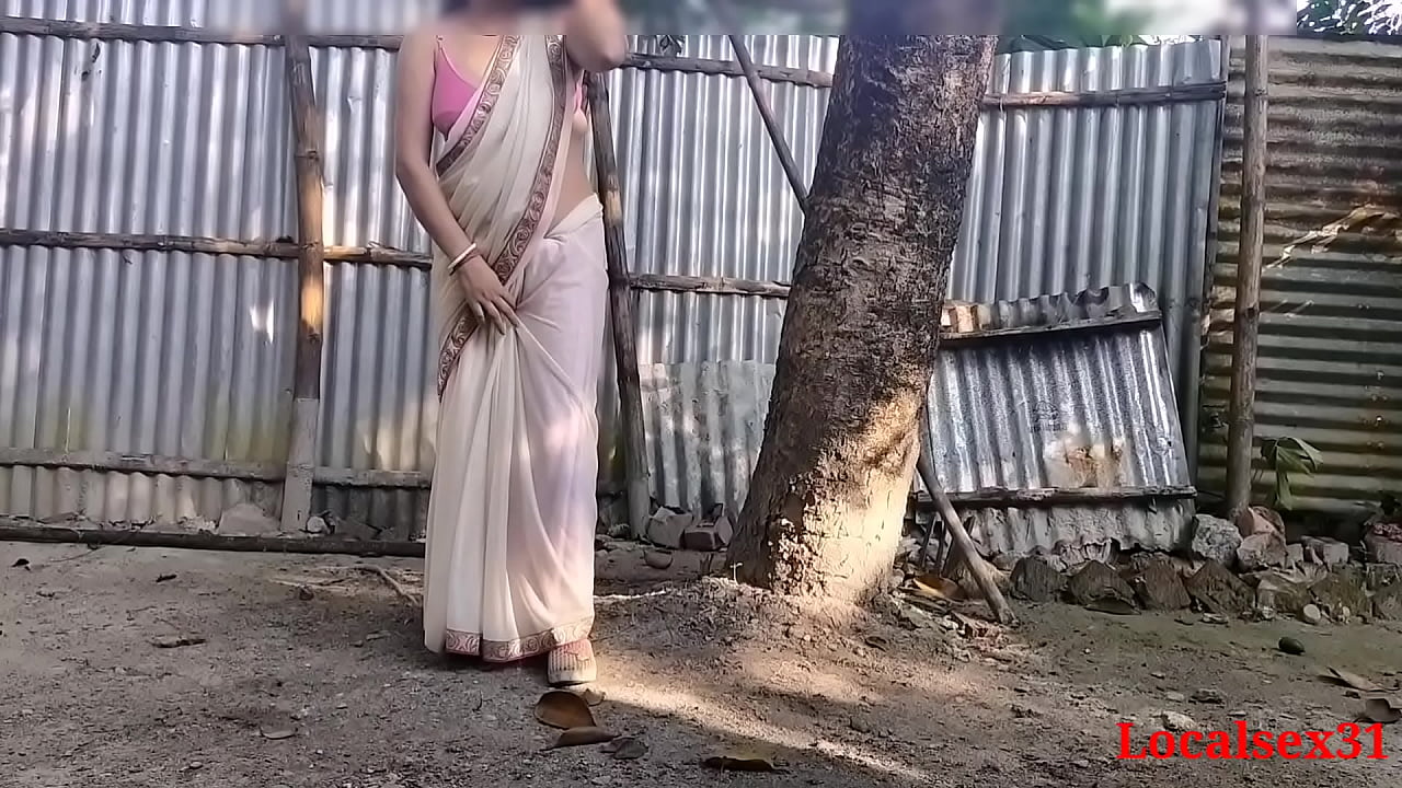 Outdoor Fuck By Local Sonali Bhabi with Sister Husband’s