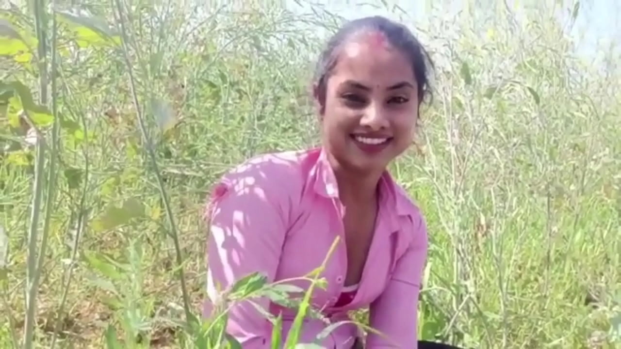 Desi Village Bhabhi Outdoor Sex With Lover Viral Sex Mms