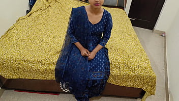 गांव की लड़की को पीज़ा खिला कर चोदा मुंह और चूत मारा