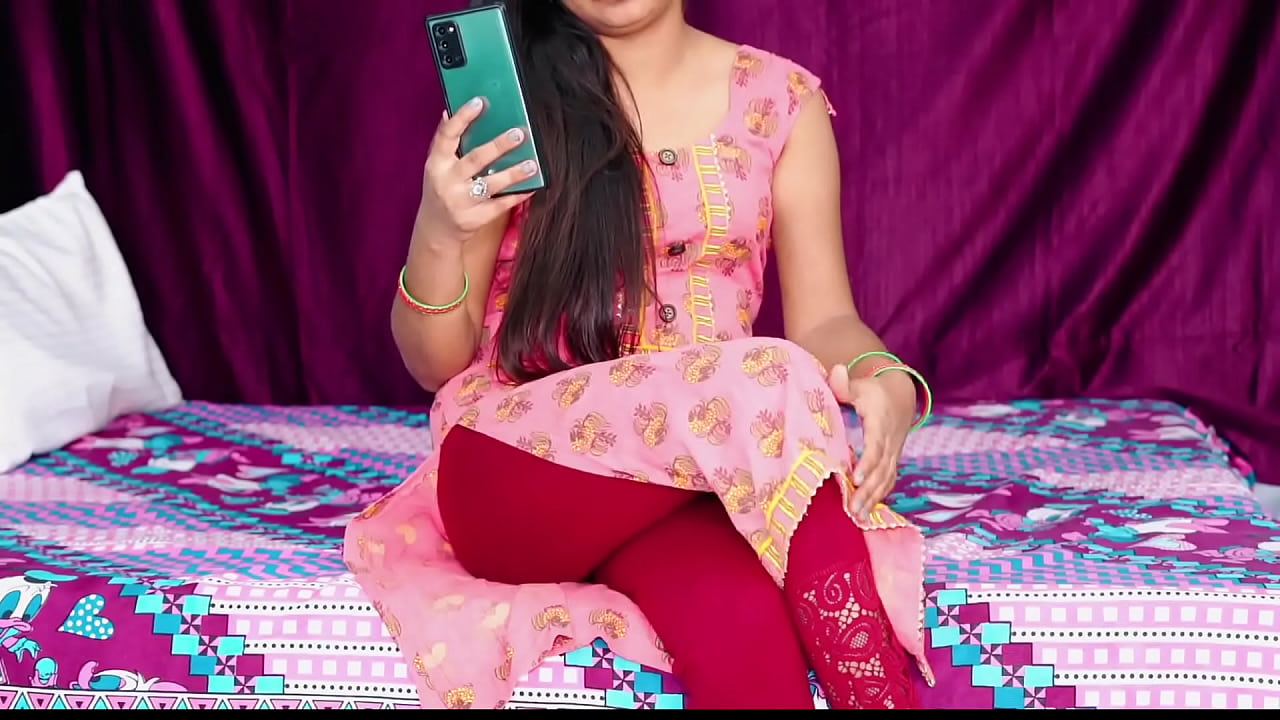 xnxx2tv sex Indian stepson fuck his young mom Hindi xxx