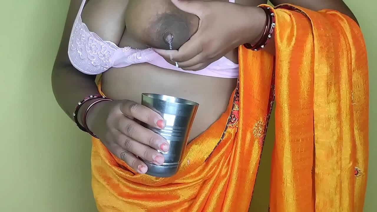 हिन्दी सेक्सी वीडियो नौकरानी आंटी का दूध पिया फिर गांड चुदाई किया