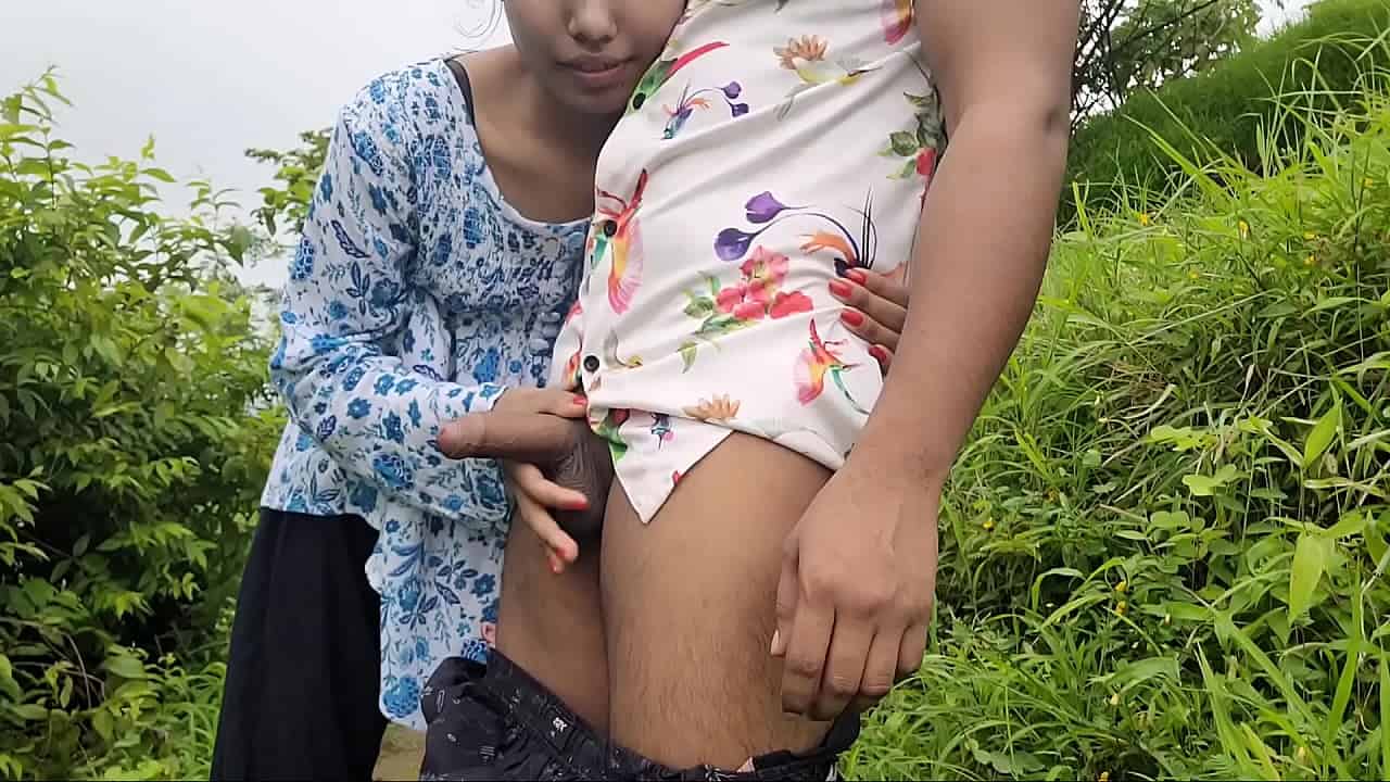 desi bhabhi ki gaand chudai lover ke saath park me xxx mms