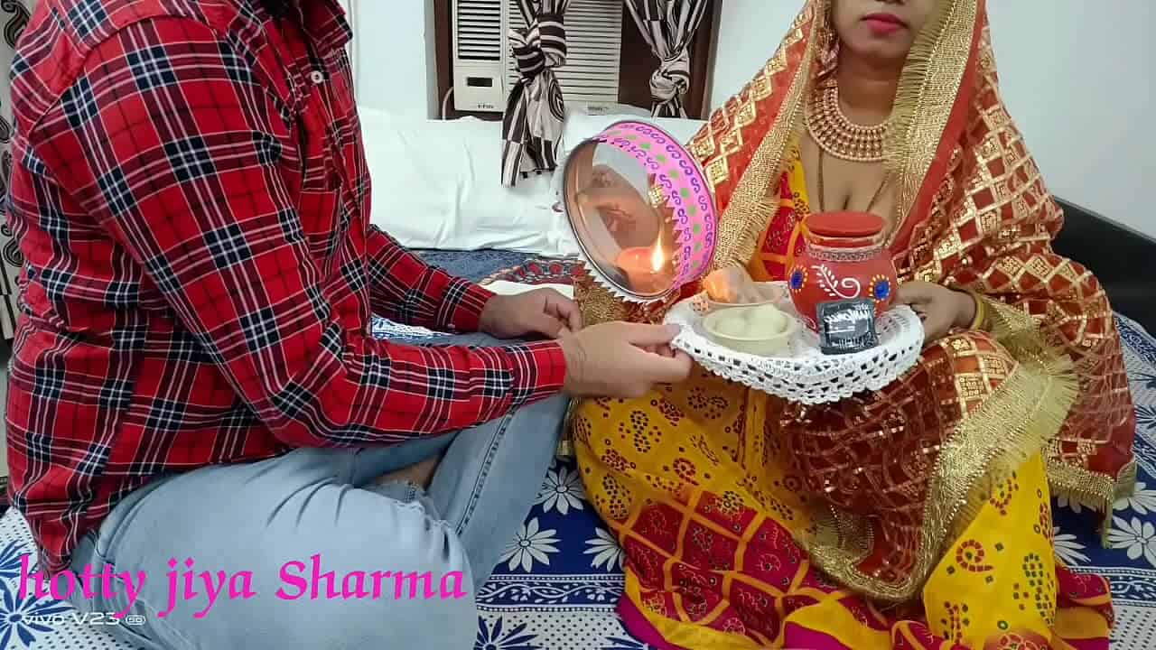 bhabhi ne karwa chauth pe devar ko blowjob deke khush kiya