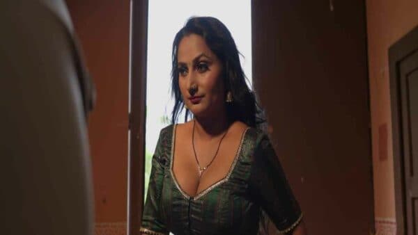 Sex Video Policegiri - Police Giri 2023 Ratkida Hot Hindi Porn Web Series Episode 2 - XNXX TV