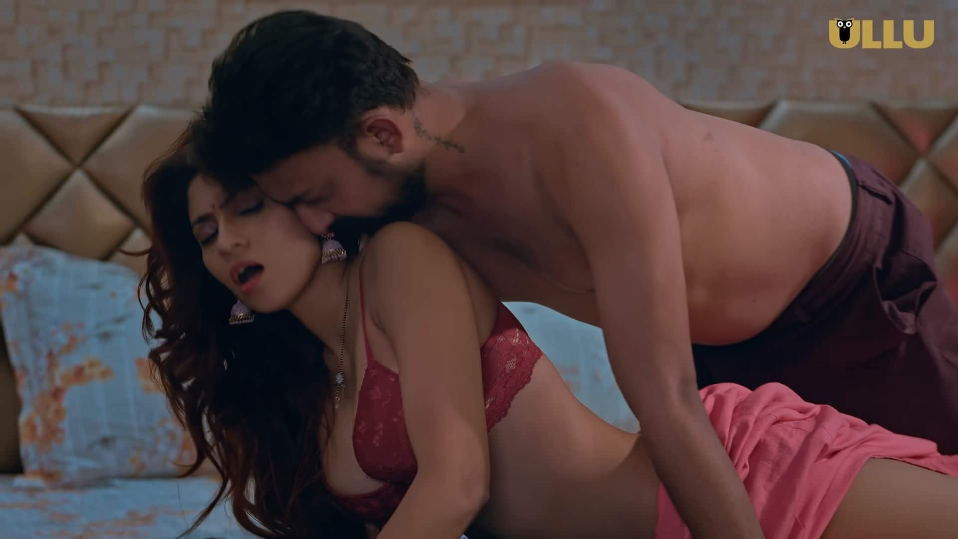 Chehraa – S01E04 2024 Hindi Hot Web Series Ullu